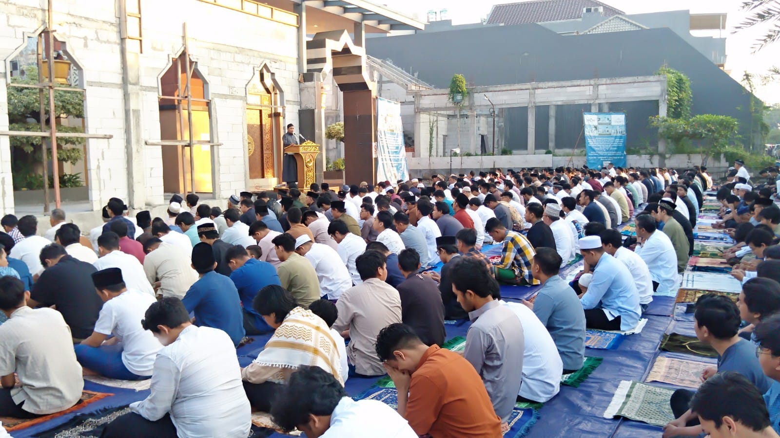 Foto-Foto Suasana Sholad Idul Adha Masjid Al-Ikhlas Bumi Marina Emas Juni 2024